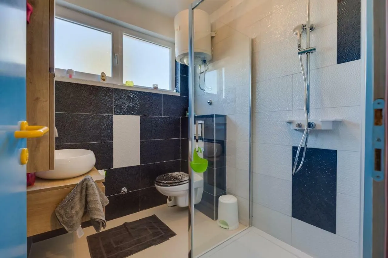 Apartment Marija 佩特坎内